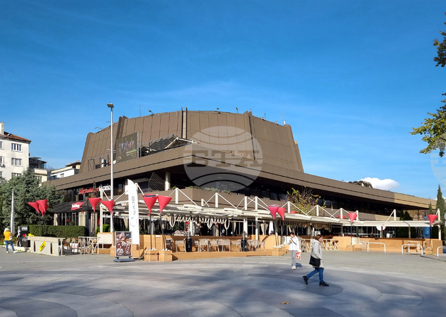 Фестивалният и конгресен център във Варна ще отбележи 40-годишнината си със серия концерти и обновена зала