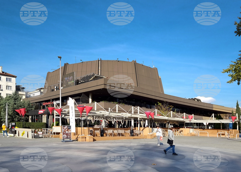 Национален пресклуб на БТА Варна - представяне на списание ЛИК - „НДК на 45“