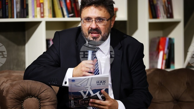 С отбелязването на годишнини на културни институции припомняме примера на предците ни, влагали толкова много в духа на България, каза Кирил Вълчев