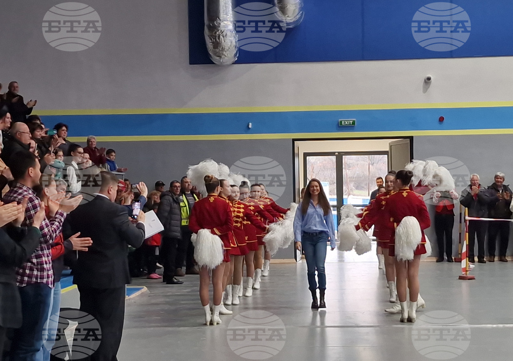 Троян - Лора Христова - посрещане