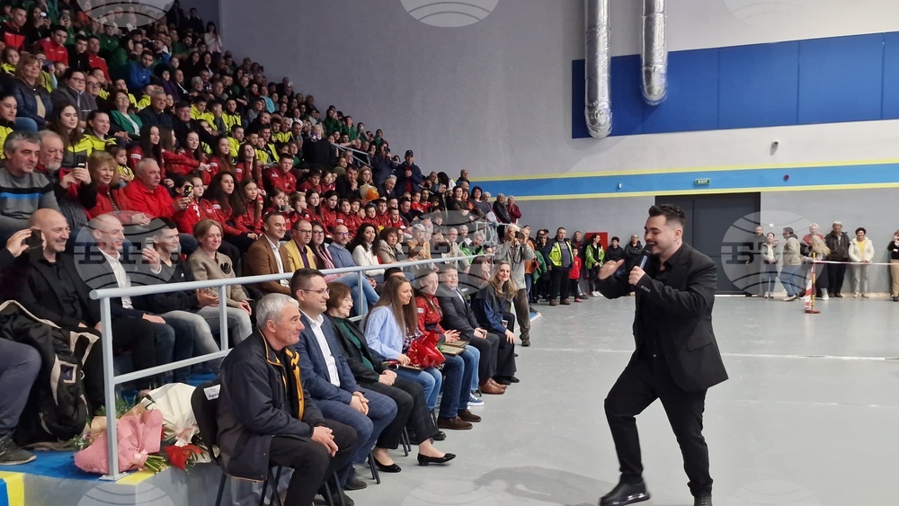 Троян - Лора Христова - посрещане