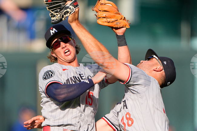 APTOPIX Twins Royals Baseball