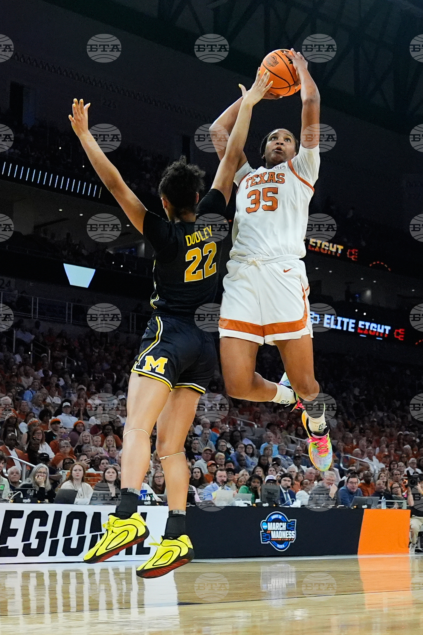 NCAA Michigan Texas Basketball