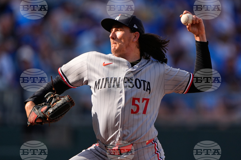 Twins Royals Baseball