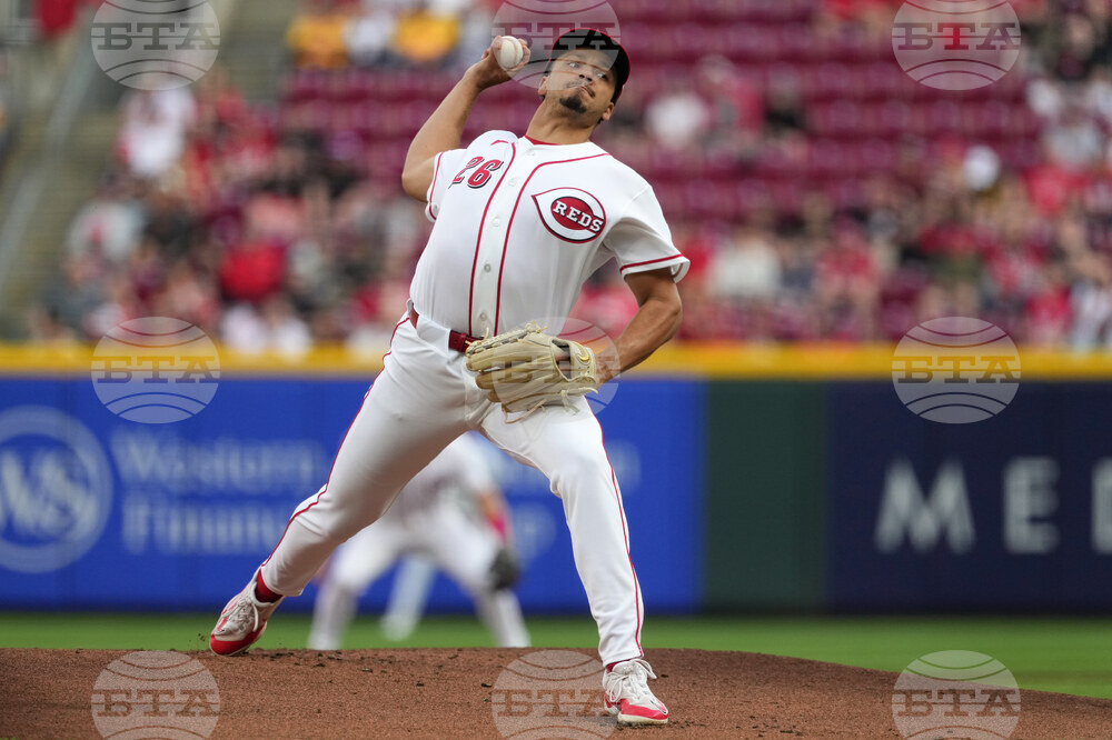 Pirates Reds Baseball