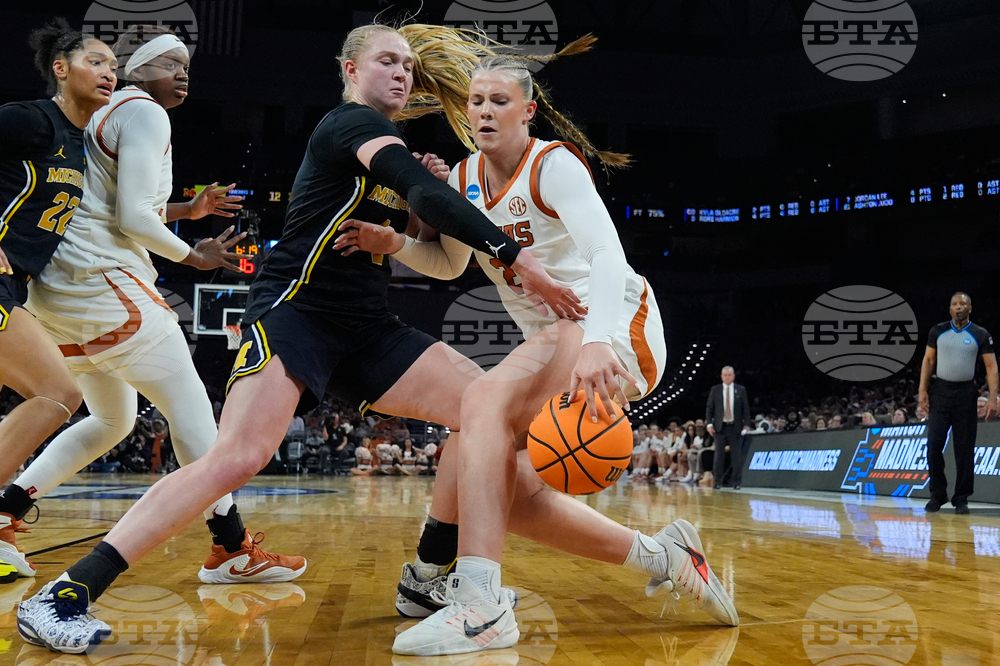 NCAA Michigan Texas Basketball