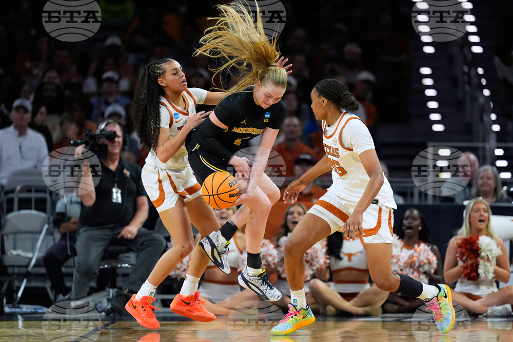NCAA Michigan Texas Basketball