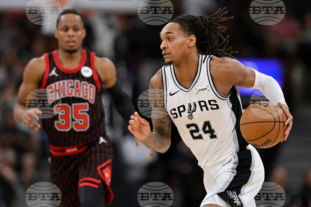 Bulls Spurs Basketball