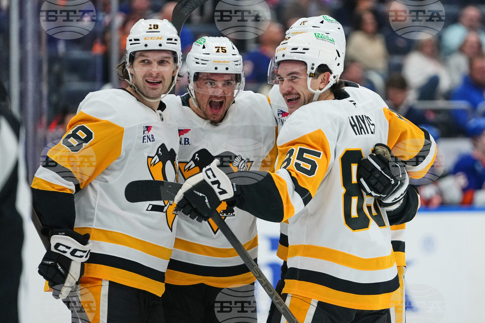 Penguins Islanders Hockey