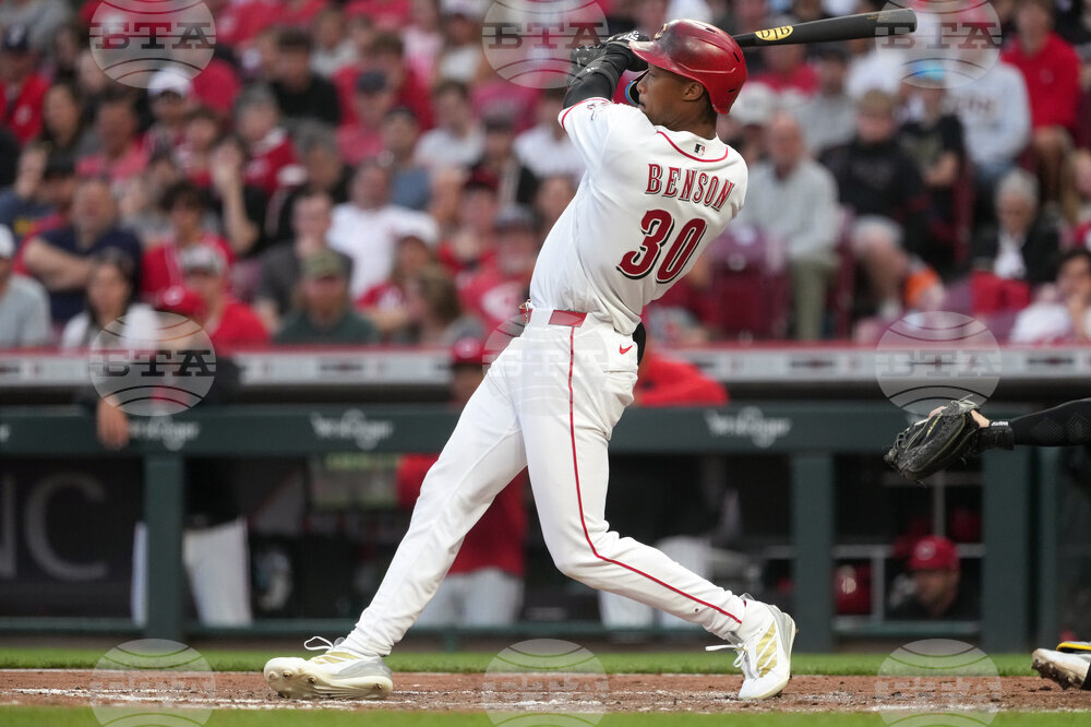 Pirates Reds Baseball