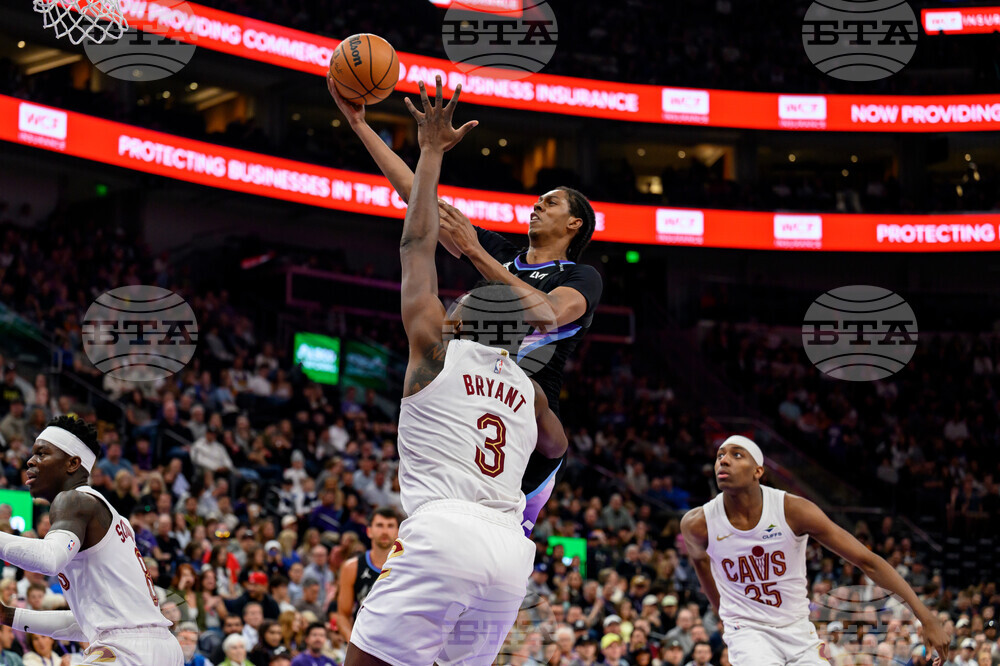 Cavaliers Jazz Basketball