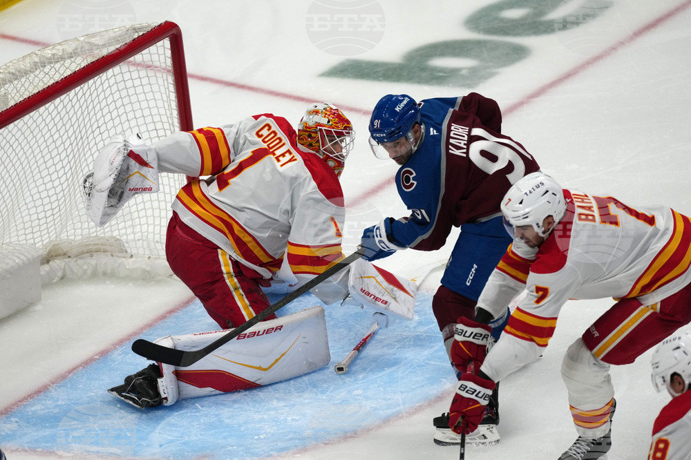 Flames Avalanche Hockey