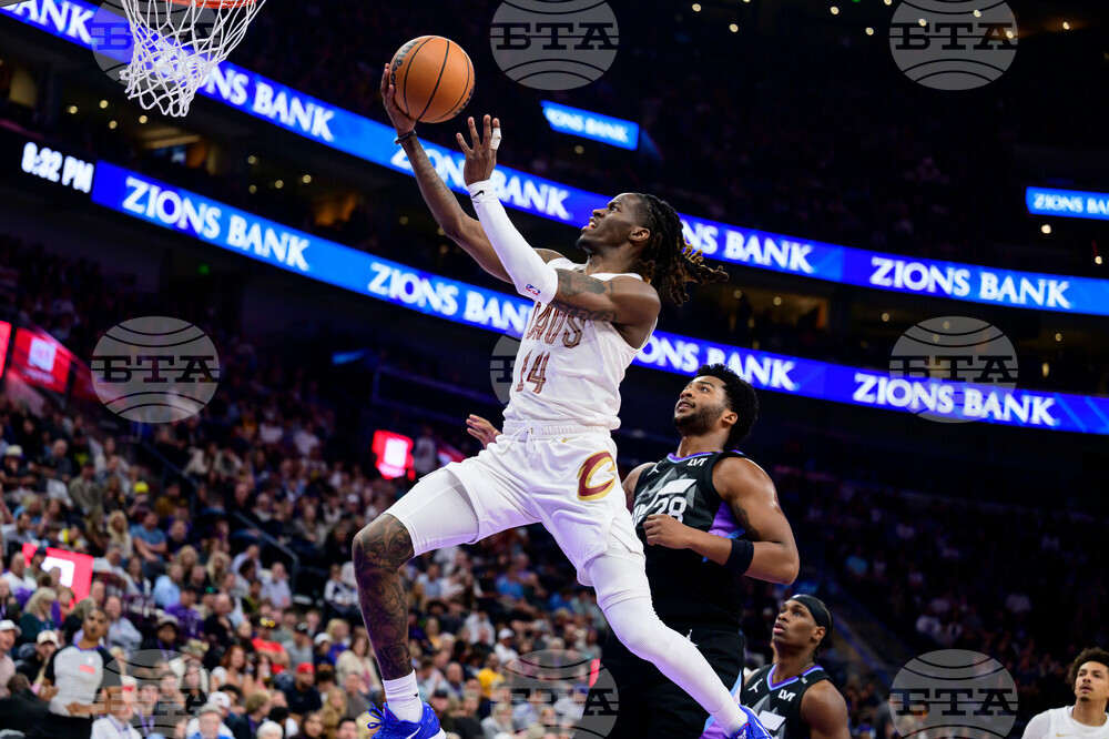 Cavaliers Jazz Basketball
