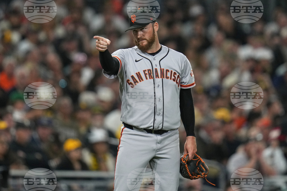 Giants Padres Baseball
