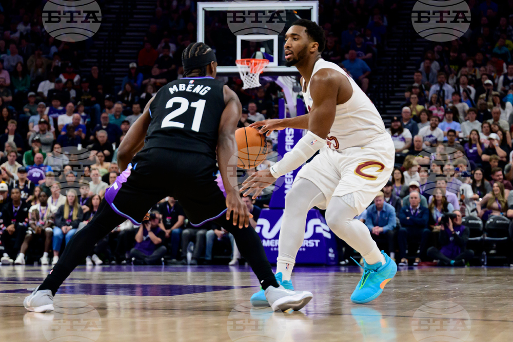 Cavaliers Jazz Basketball