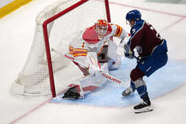 Flames Avalanche Hockey