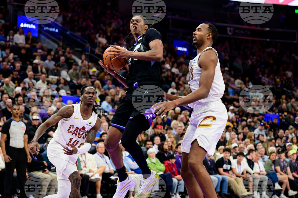 Cavaliers Jazz Basketball