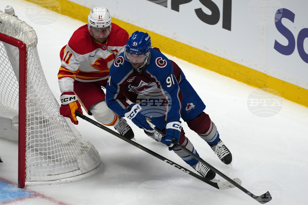 Flames Avalanche Hockey