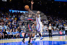 Pistons Thunder Basketball