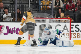 Canucks Golden Knights Hockey