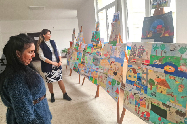 Лозница - Община - изложба