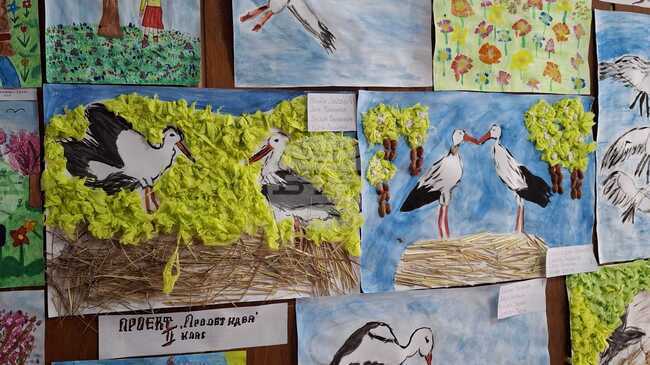 Общо 81 деца участваха в конкурс за рисунка „Китна пролет“ в община Котел