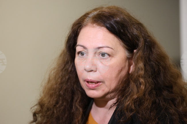 Ако е вярна информацията за пътуванията на ръководителя на СГП с Петьо Петров – Еврото, най-добре е Русинова да си подаде оставката, смята зам.-министърът на правосъдието Радуловска