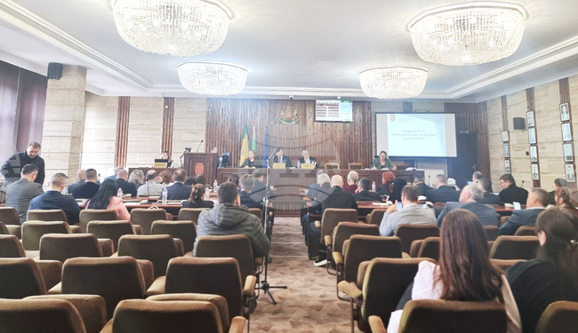 Общинските съветници в Добрич приеха отчет на Местната комисия за борба срещу противообществените прояви на малолетните и непълнолетните за 2025 година