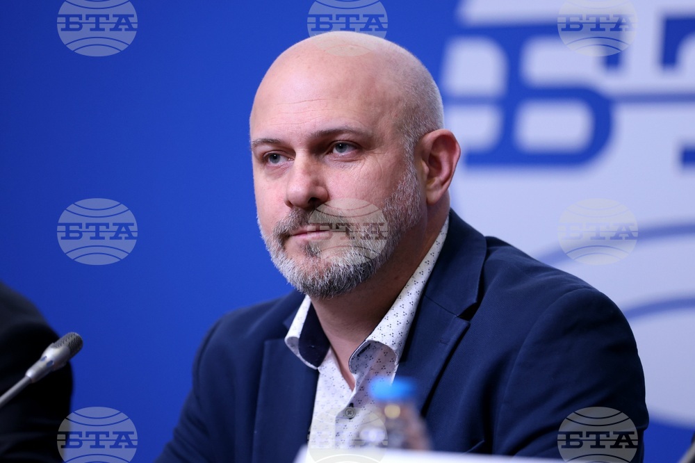 Национален пресклуб на БТА - София - НАТФИЗ - пресконференция - Васил Василев