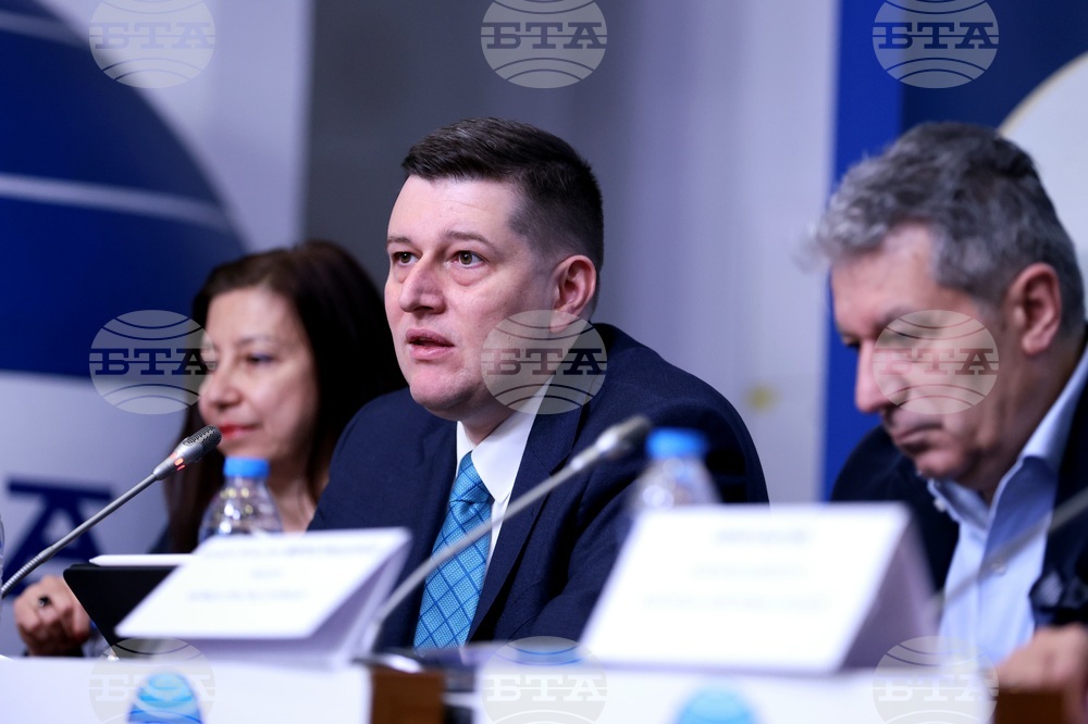 Национален пресклуб на БТА - София - НАТФИЗ - пресконференция - Милен Митев