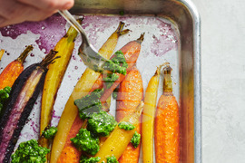 Food-Easter-Roasted Carrots-Pesto