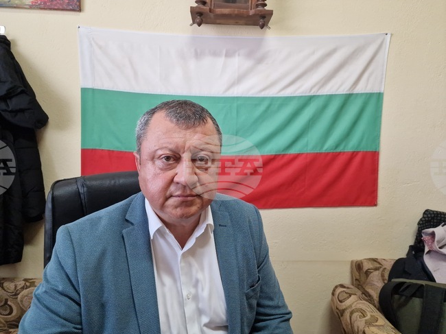 Нивото на река Росица не е критично високо и засега няма риск от наводнения, съобщи кметът на Павликени Емануил Манолов