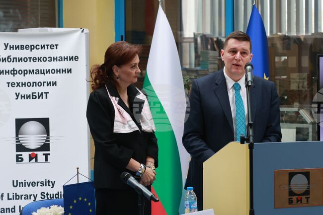 Медиите са ваши партньори в популяризирането на България, каза генералният директор на БНР Милен Митев 