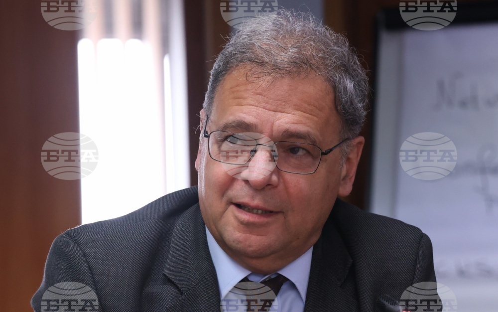 Фондация "БлуЛинк" - „Околна среда, права и деца“ - експертен семинар