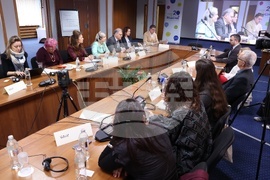 Фондация "БлуЛинк" - „Околна среда, права и деца“ - експертен семинар