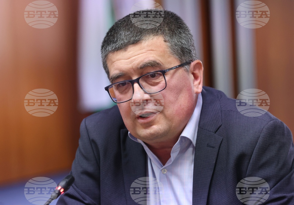 Фондация "БлуЛинк" - „Околна среда, права и деца“ - експертен семинар