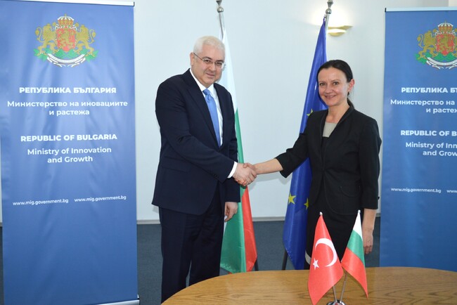 Caretaker Innovation Minister Mladenova, Turkish Ambassador Discuss Deepening Economic Ties