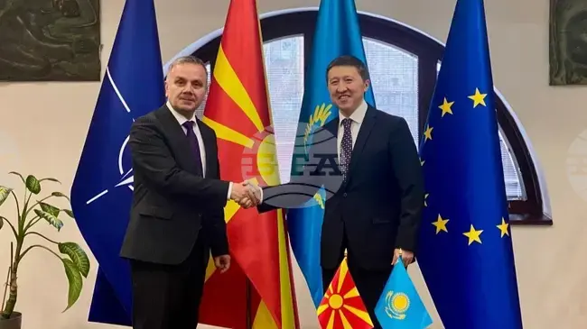 Казинформ: Казахстан и Северна Македония обсъдиха въвеждането на безвизов режим