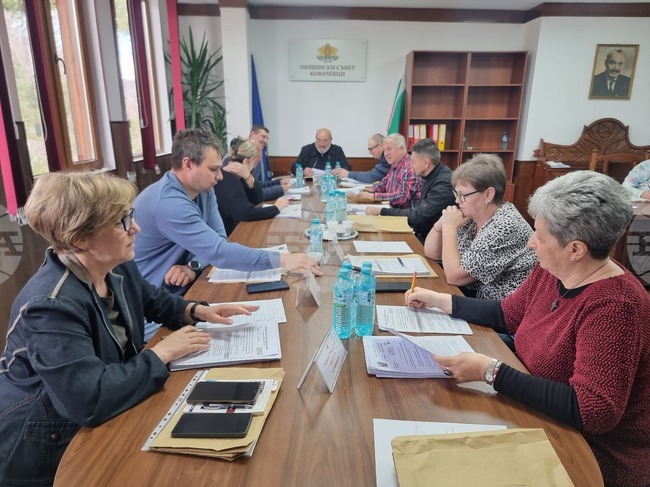 Съветниците в Ковачевци гласуваха актуализацията на цените на билетите на общинския обществен транспорт