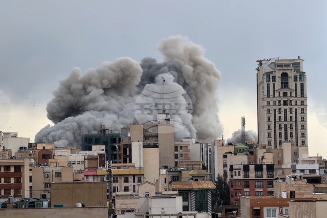 Путин обсъди Близкия изток с колегата си от ОАЕ