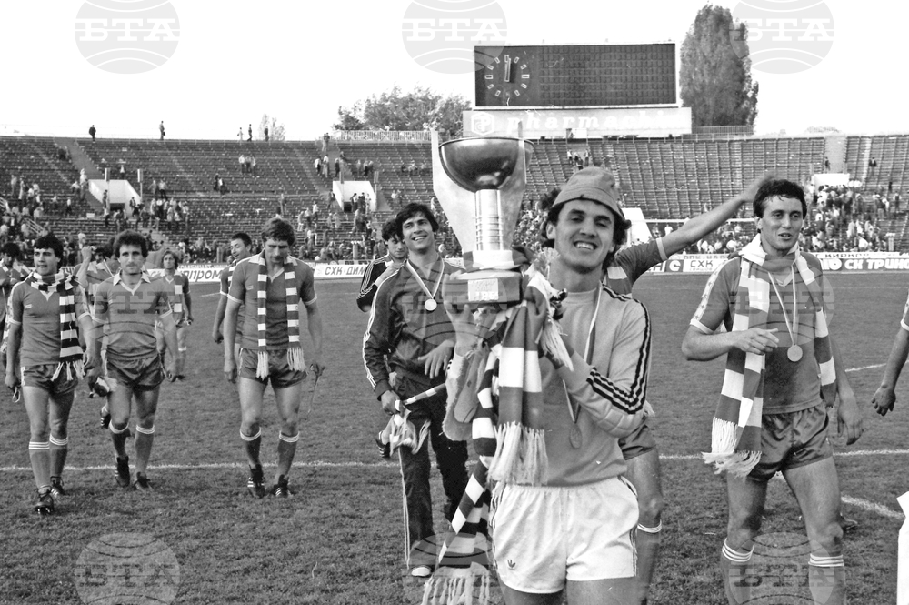 Борислав Михайлов