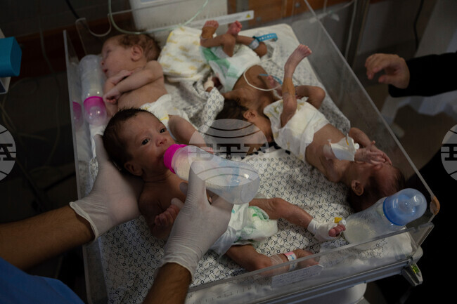 Mideast Wars-Gaza-Children Return