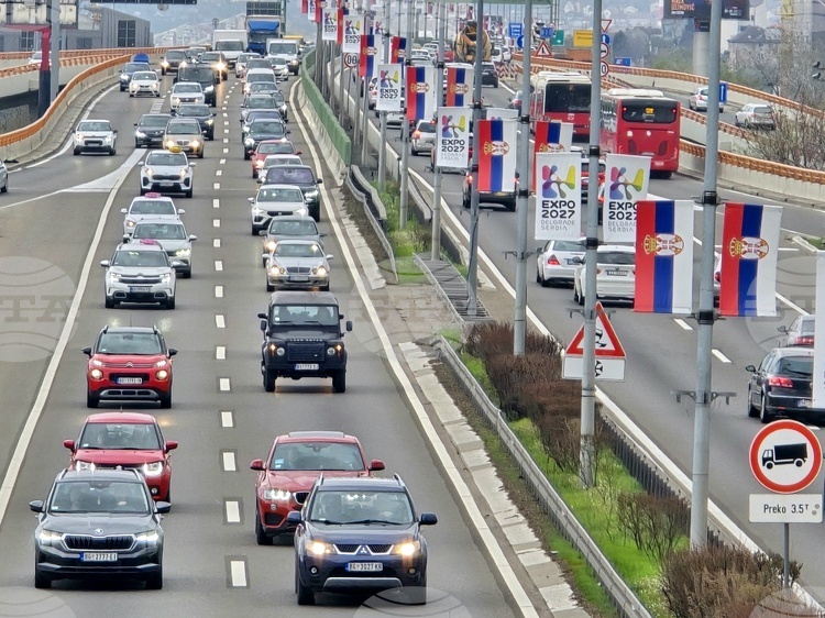 Serbian Tourists Warned of Delays at EU Borders over Full Rollout of Entry/Exit System