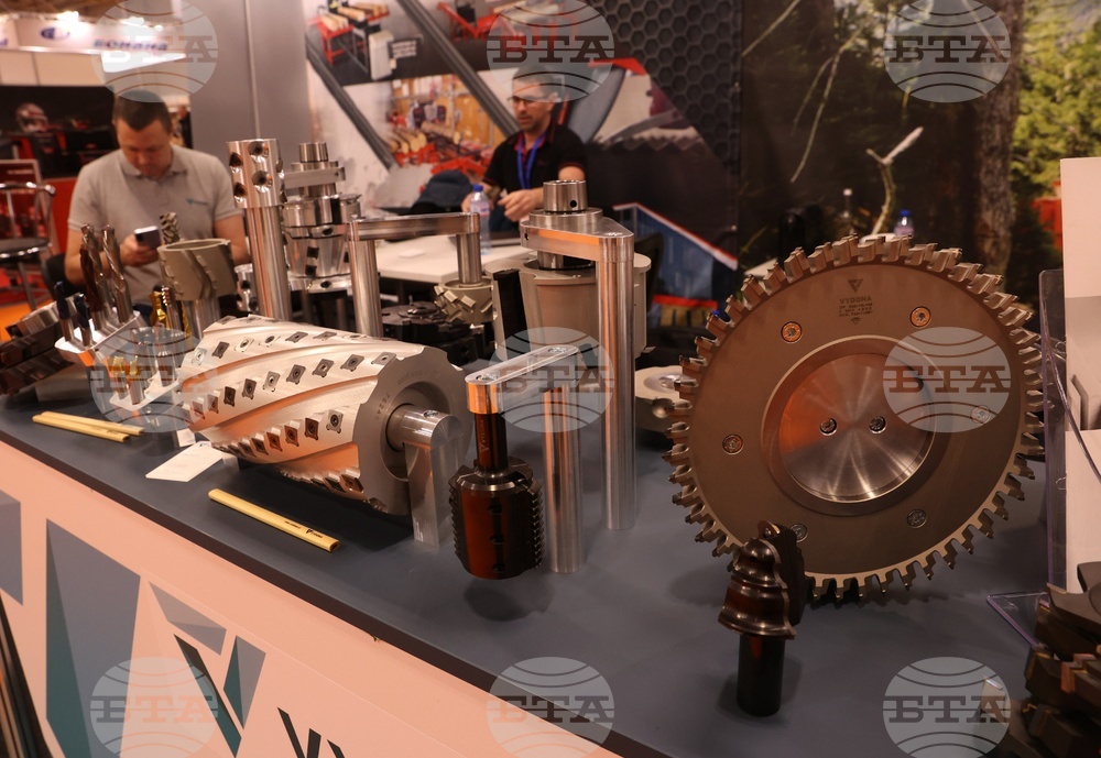 „Експомебел“- международни изложения за обзавеждане, интериорен текстил и аксесоари за дома