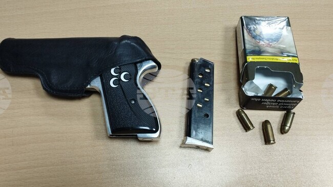 Обвинен в контрабанда на оръжие и боеприпаси е с наложена мярка от пет хиляди евро, съобщиха от прокуратурата в Хасково