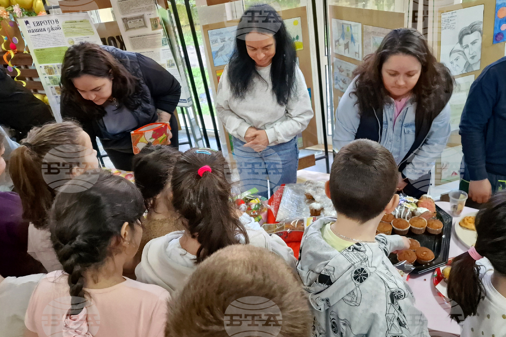 Монтана - Второ училище - благотворителен базар