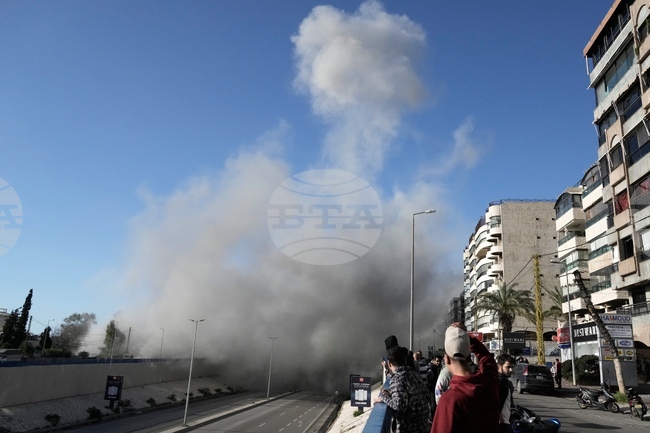 Израел атакува цели в Бейрут на фона на съобщения за удари на различни места в Близкия изток