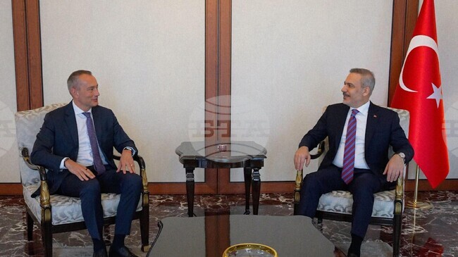 Николай Младенов се срещна с Хакан Фидан в Анкара 