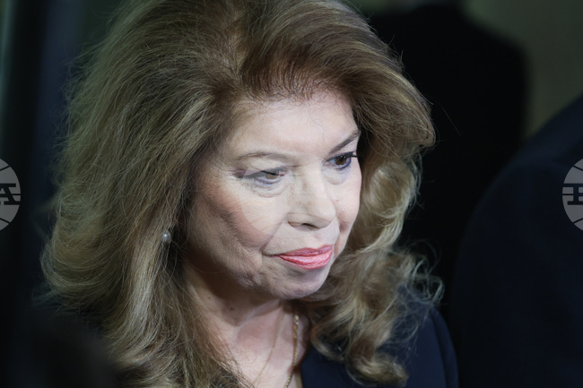 Подписването на споразумението между България и Украйна е неадекватно, тъй като един служебен кабинет е с малък хоризонт, каза Илияна Йотова