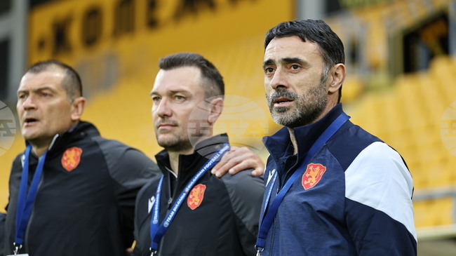 "Тези момчета, които в момента са в тима, имат огромен потенциал", счита селекционерът на младежкия национален отбор Тодор Янчев